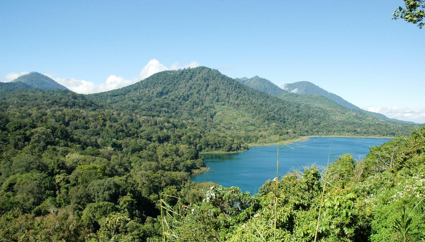 Lake Buyan and Lake Tamblingan