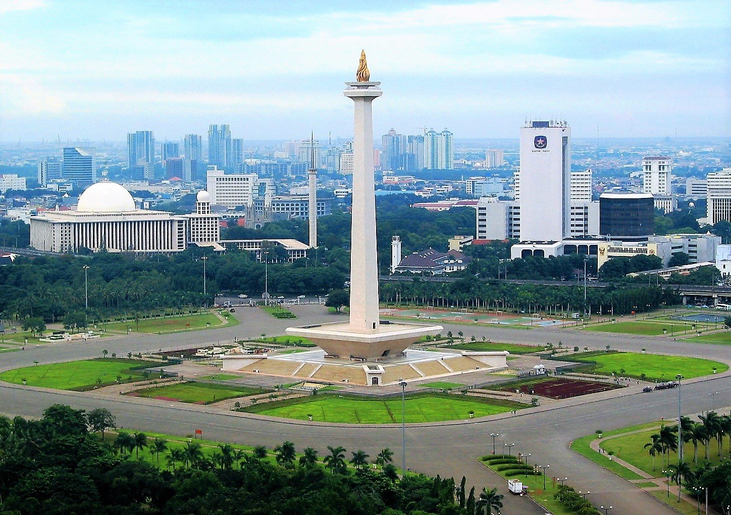 National Monument (MONAS)