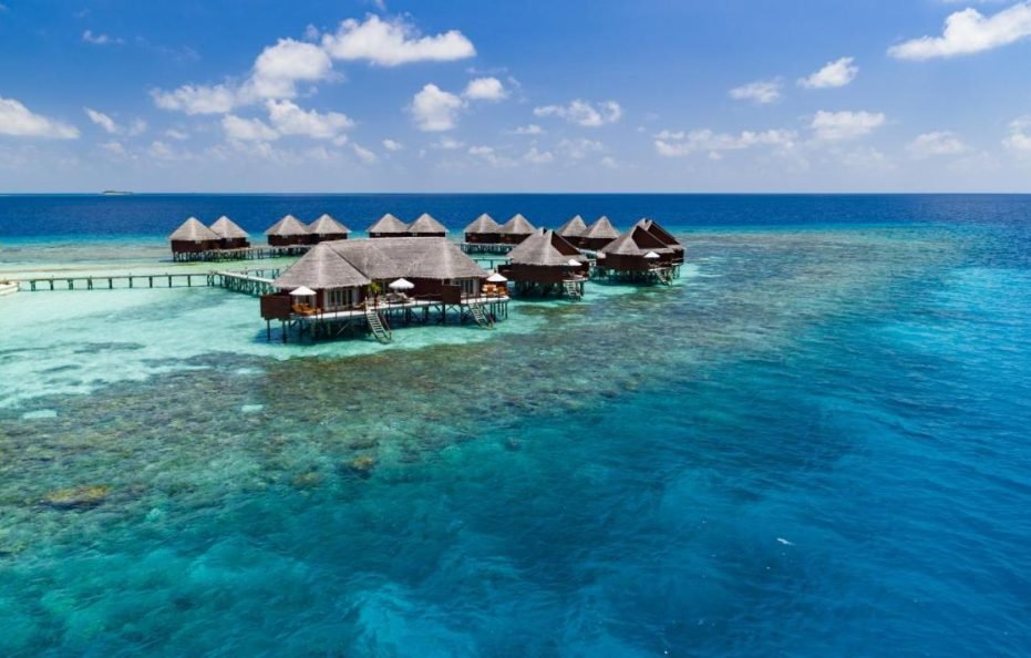 MIRIHI ISLAND RESORT